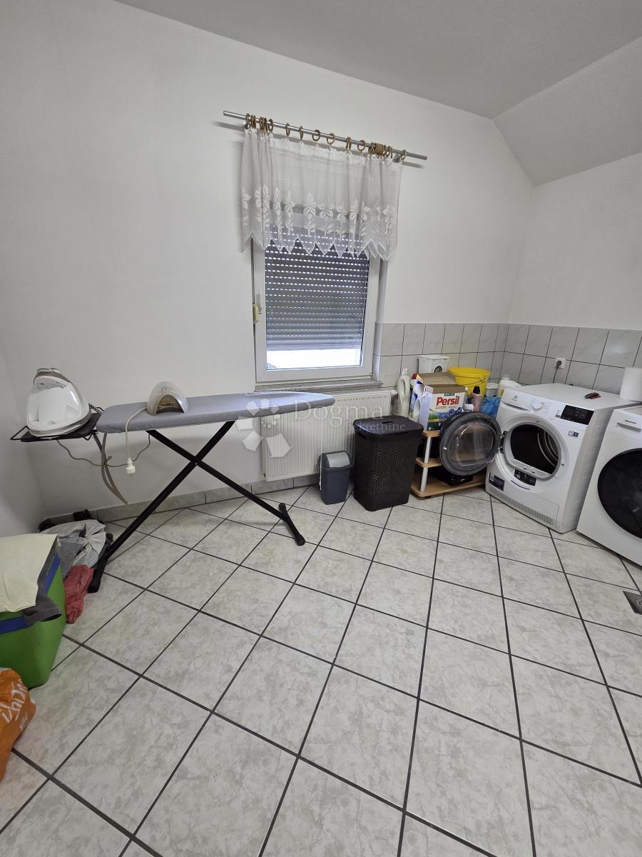 Casa Kraljevečki Novaki, Sesvete, 568,40m2