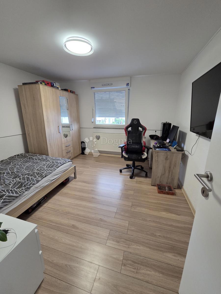 Casa Kraljevečki Novaki, Sesvete, 568,40m2