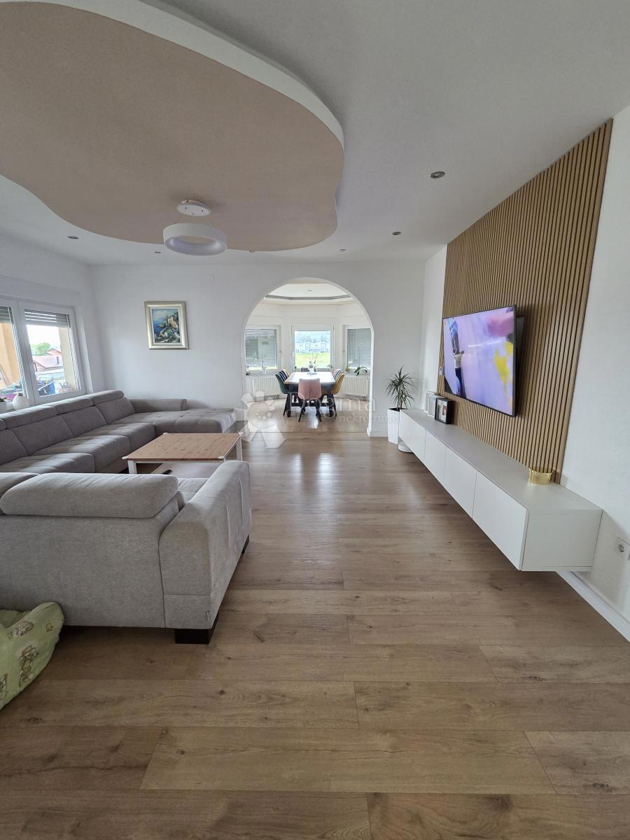 Casa Kraljevečki Novaki, Sesvete, 568,40m2