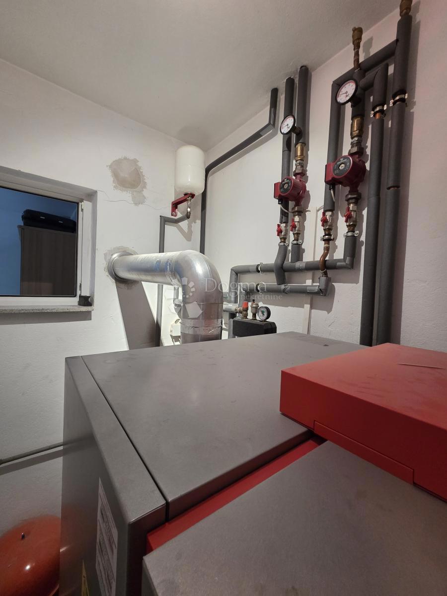 Casa Kraljevečki Novaki, Sesvete, 568,40m2