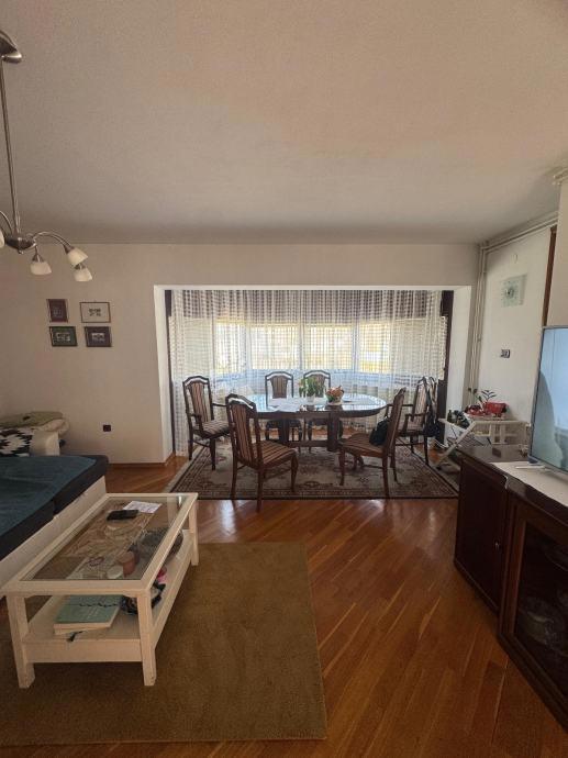 Casa Zibel, Sisak, 409m2