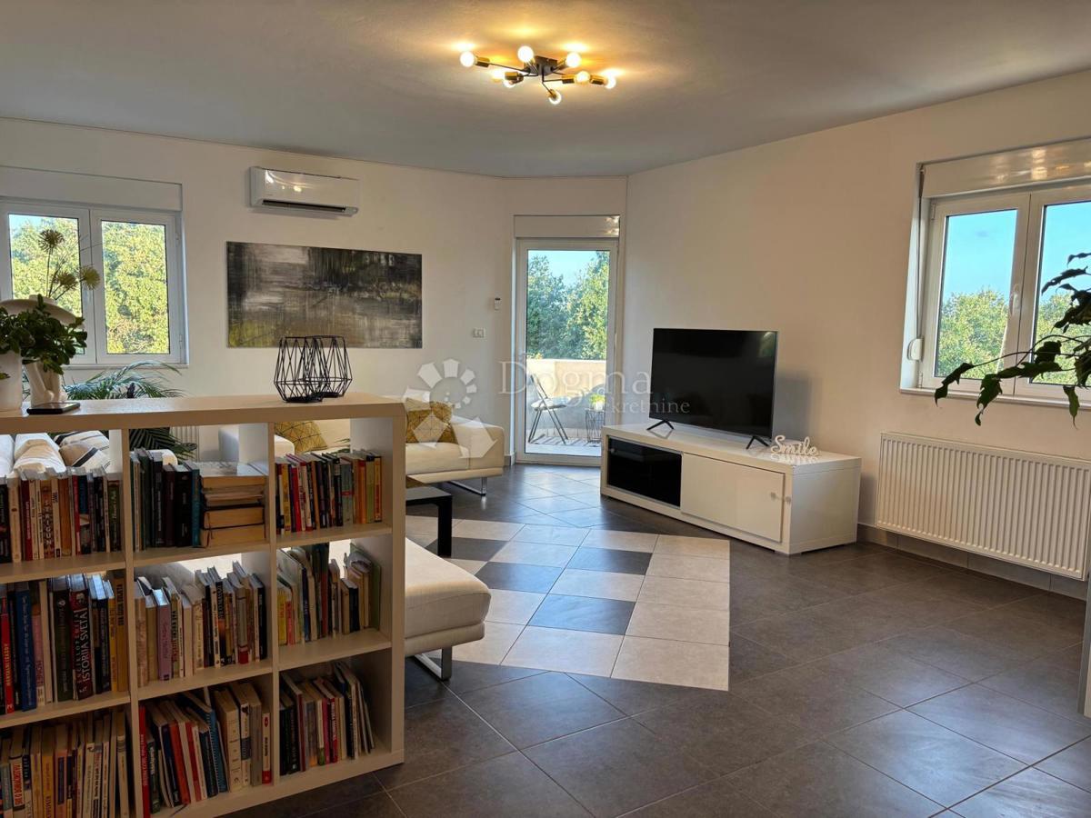 Bellissimo appartamento con vista mare!