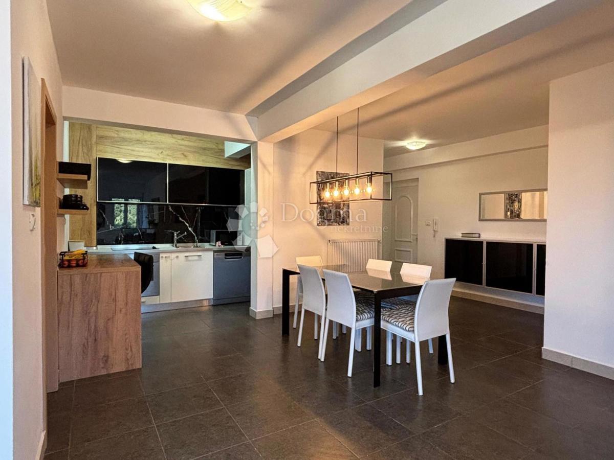 Bellissimo appartamento con vista mare!