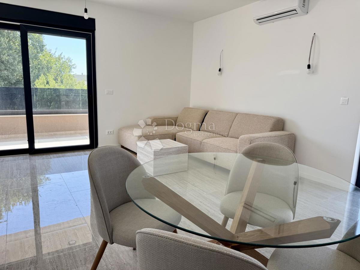 Allogio Belafuža, Zadar, 75m2