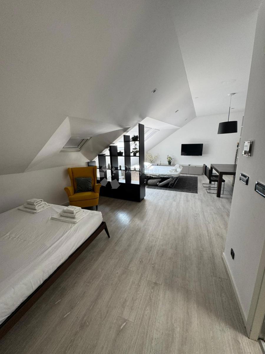 Allogio Centar, Rijeka, 95,82m2