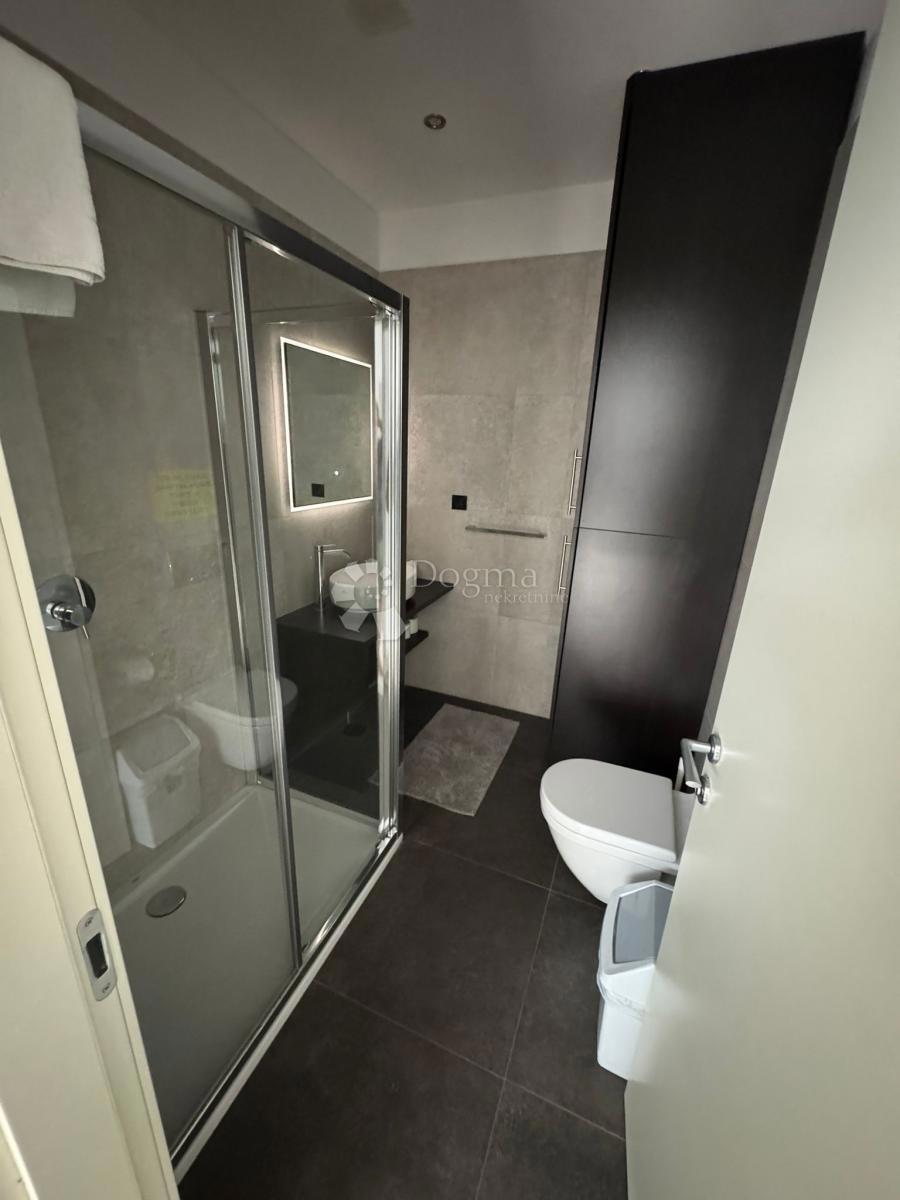 Allogio Centar, Rijeka, 95,82m2