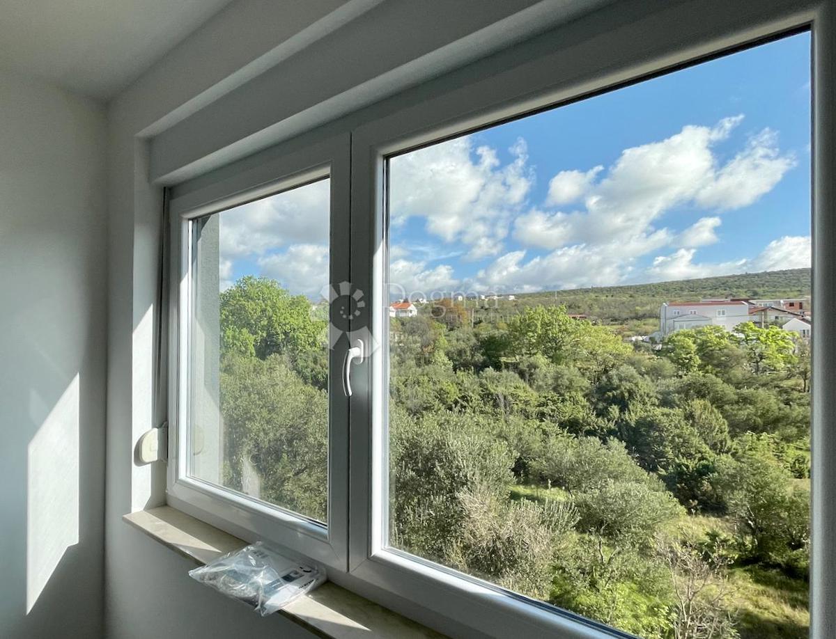 Allogio Maslenica, Jasenice, 107m2