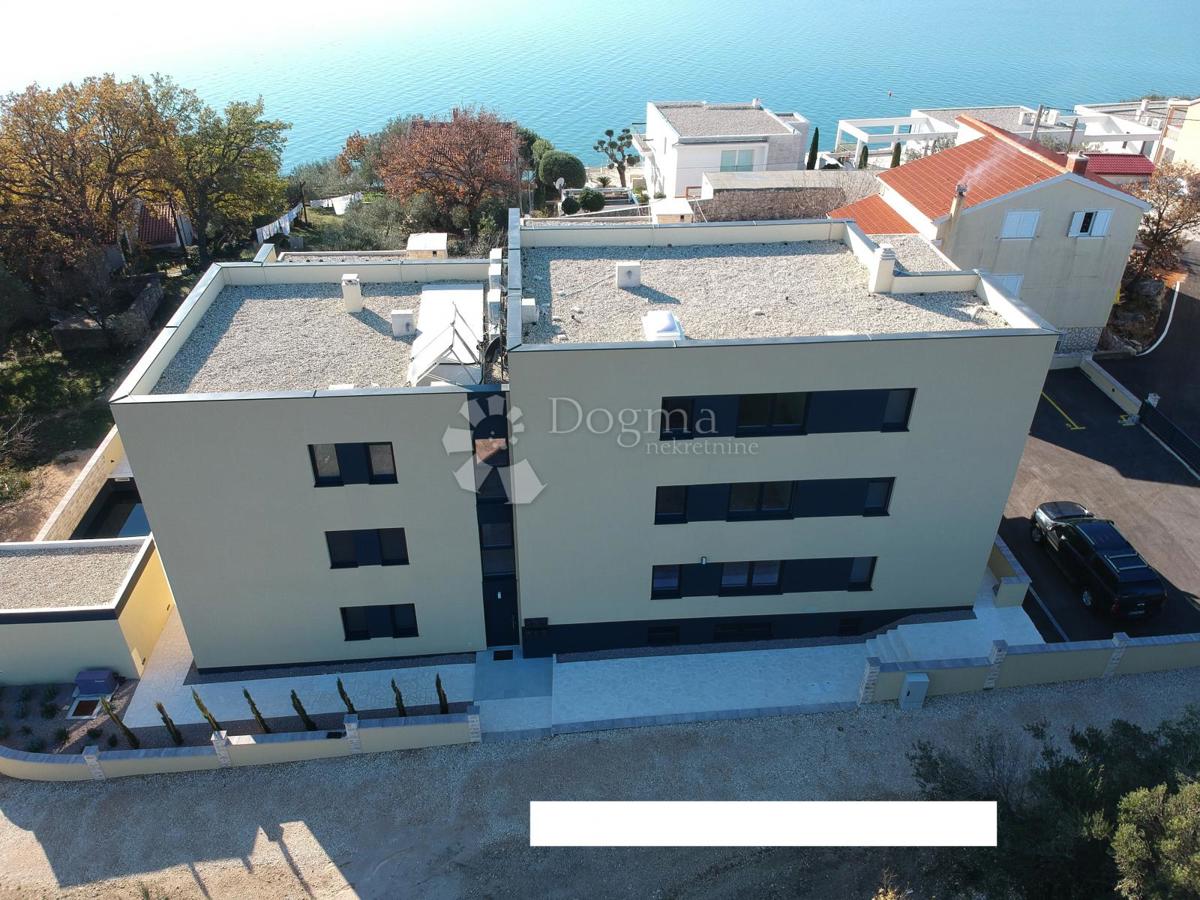 Allogio Maslenica, Jasenice, 107m2