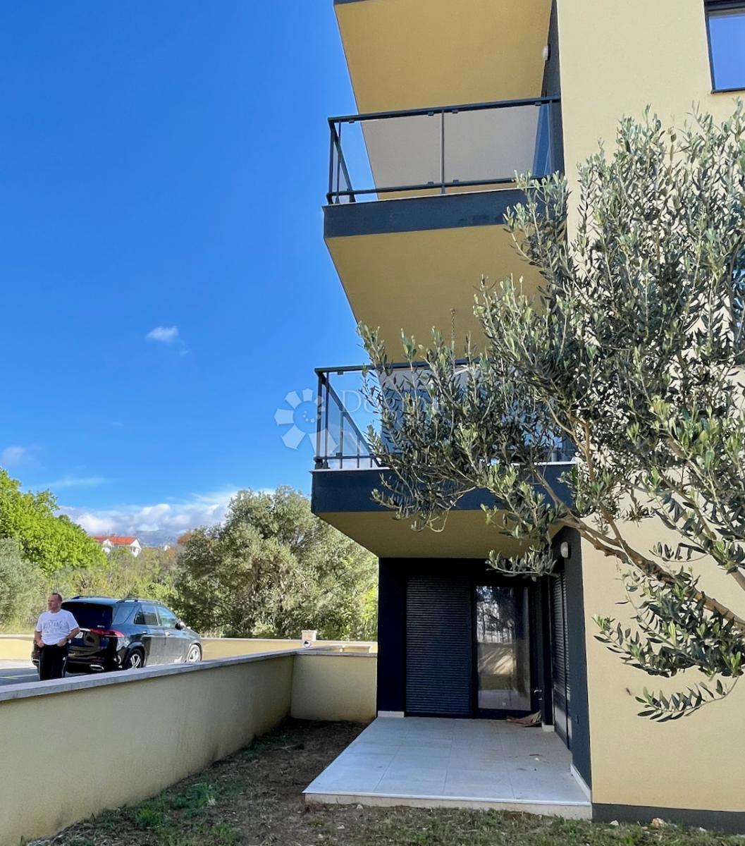 Allogio Maslenica, Jasenice, 107m2