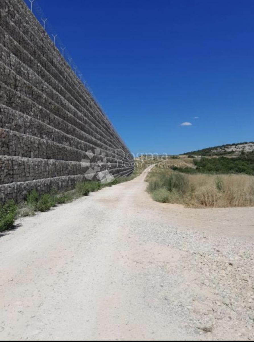 Terreno edificabile Močići, Konavle, 3.002m2