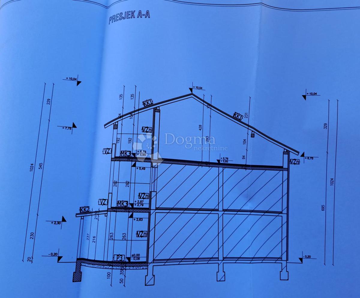 Casa Zeleni brijeg, Sisak, 272m2