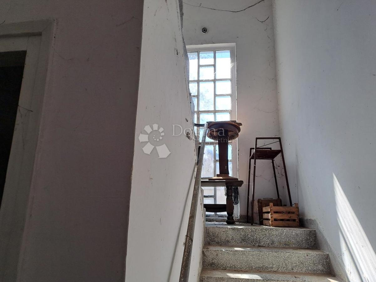 Casa Zeleni brijeg, Sisak, 272m2