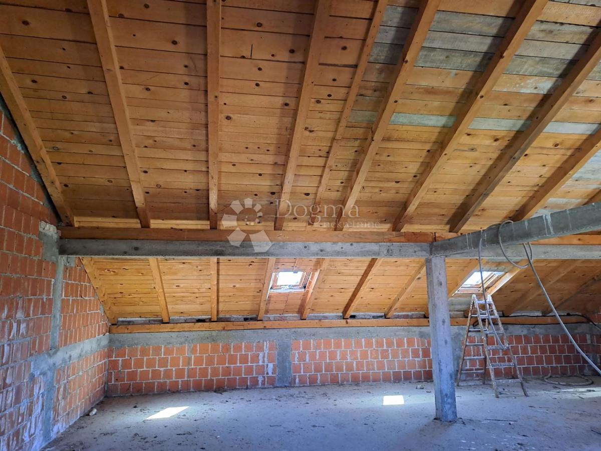 Casa Zeleni brijeg, Sisak, 272m2