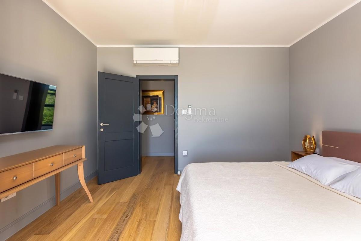 Casa Murvica, Poličnik, 360m2