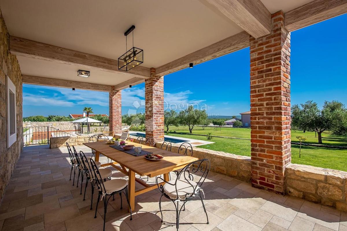 Casa Murvica, Poličnik, 360m2