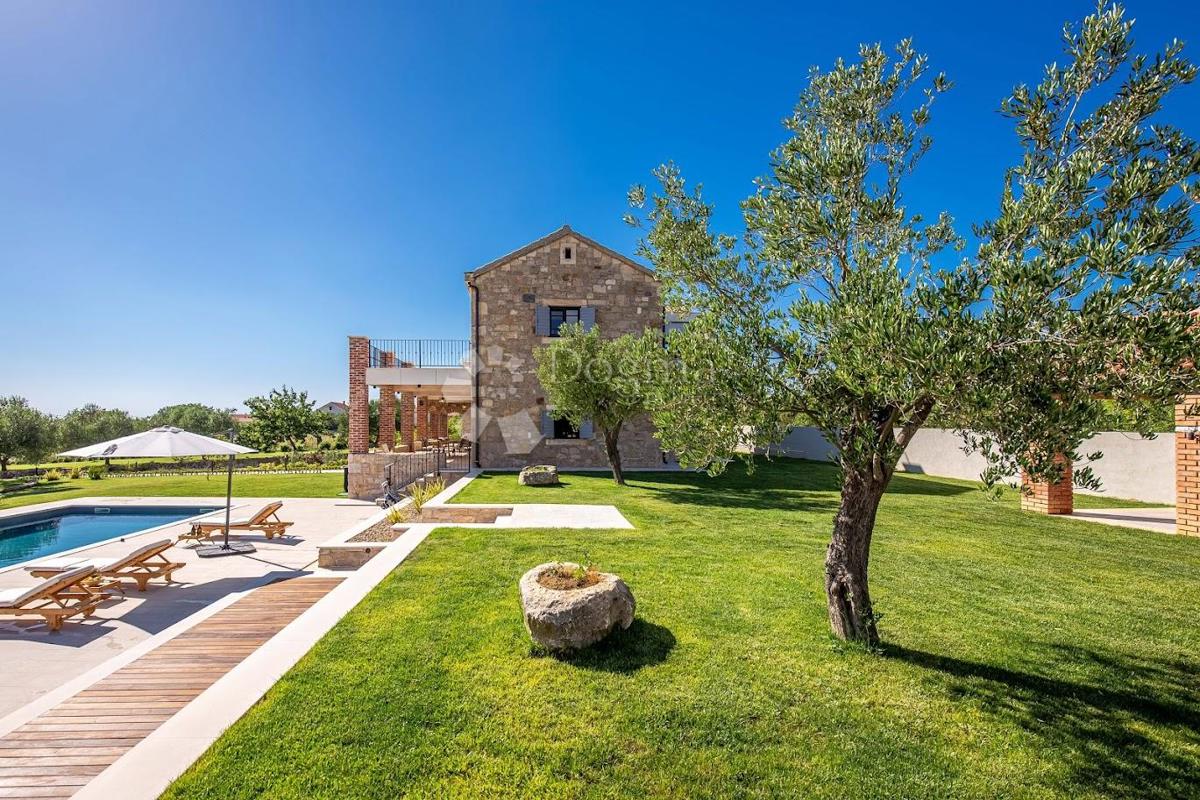 Casa Murvica, Poličnik, 360m2