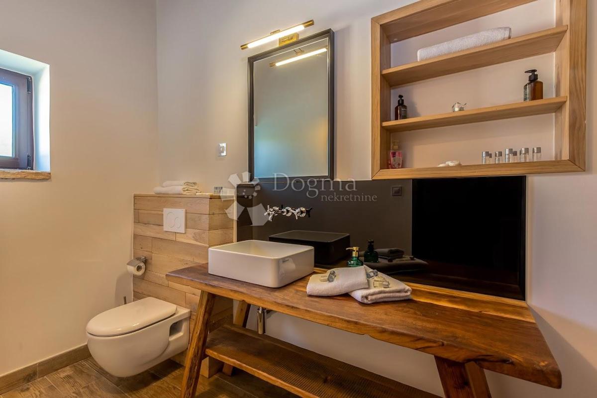 Casa Murvica, Poličnik, 360m2