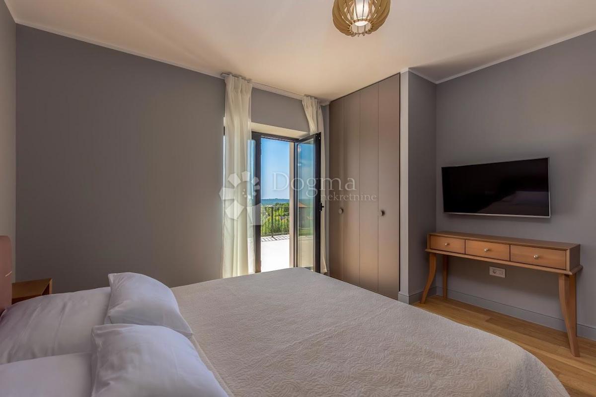 Casa Murvica, Poličnik, 360m2