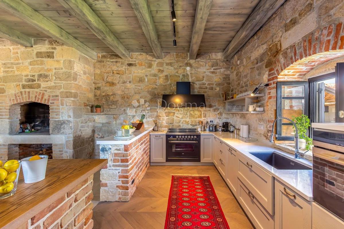 Casa Murvica, Poličnik, 360m2