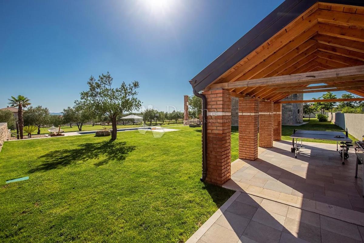 Casa Murvica, Poličnik, 360m2