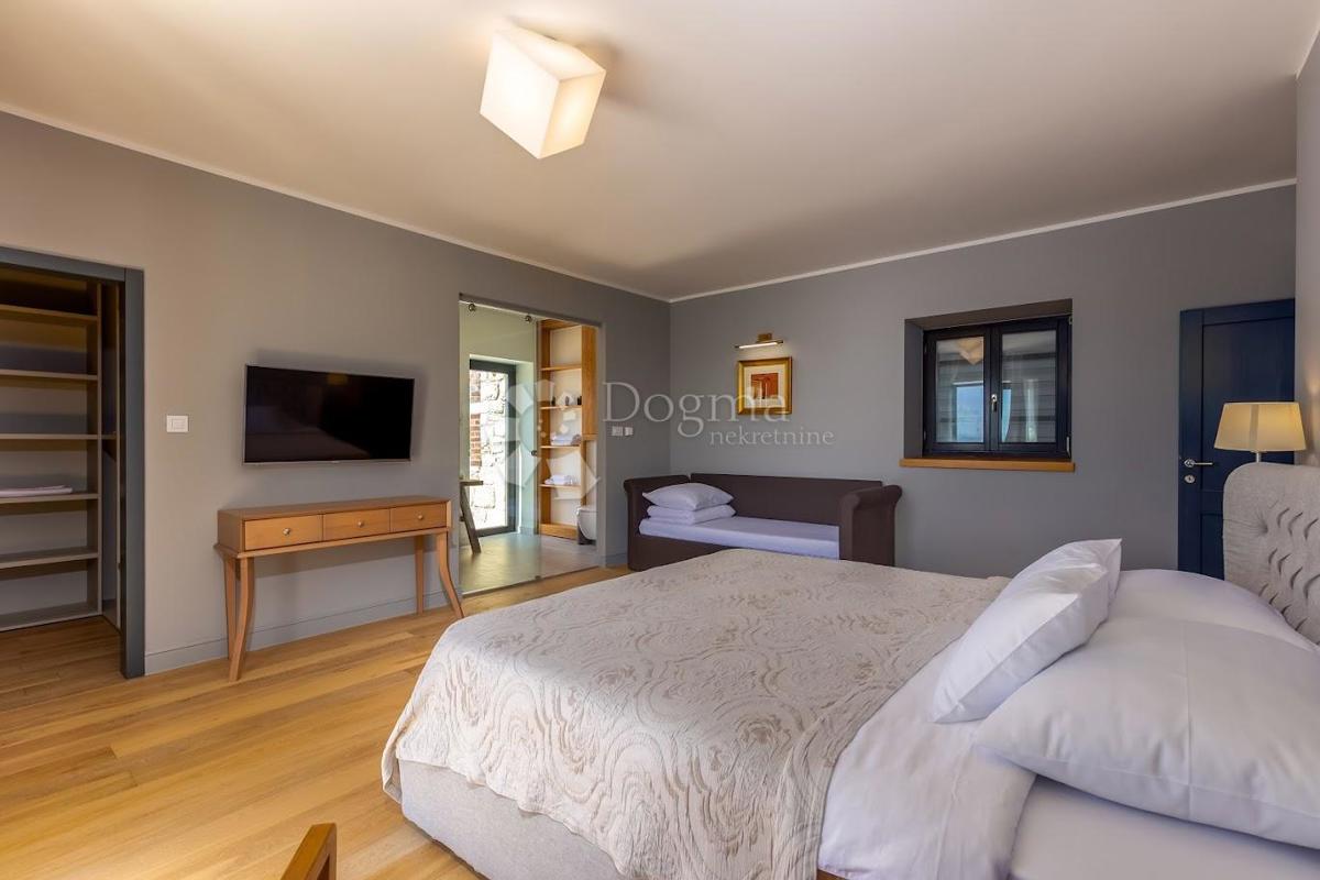 Casa Murvica, Poličnik, 360m2