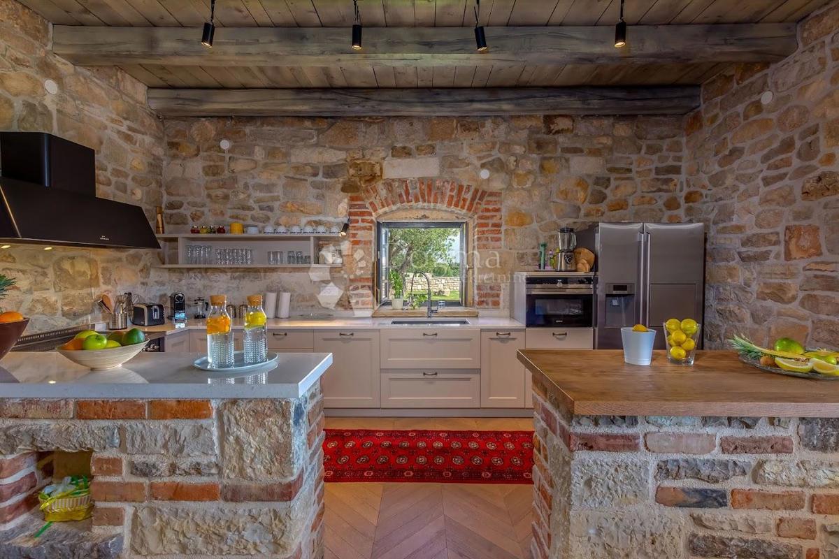 Casa Murvica, Poličnik, 360m2