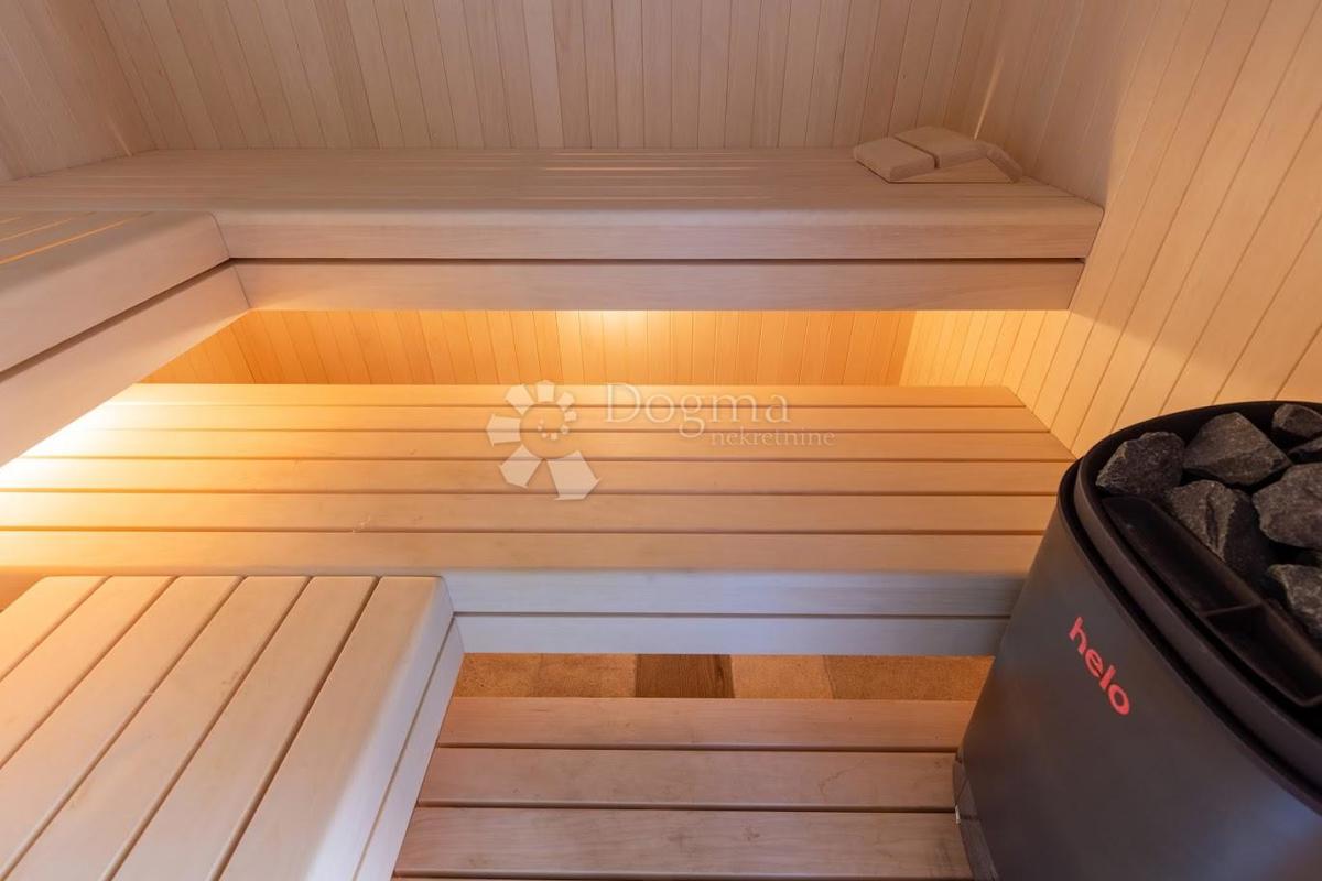 Casa Murvica, Poličnik, 360m2