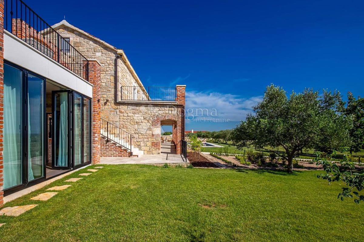 Casa Murvica, Poličnik, 360m2