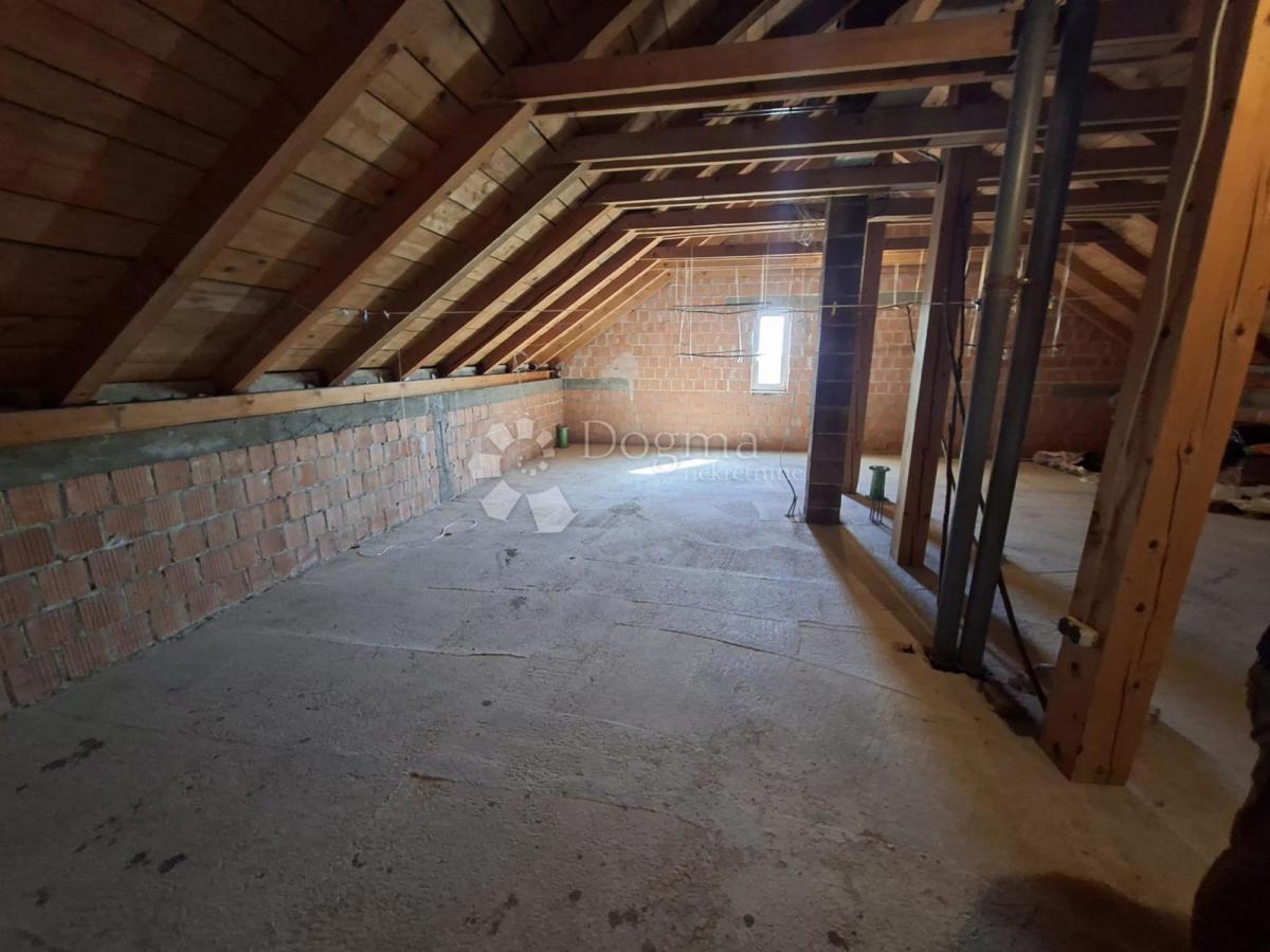 Casa Lučko, Novi Zagreb - Zapad, 467m2