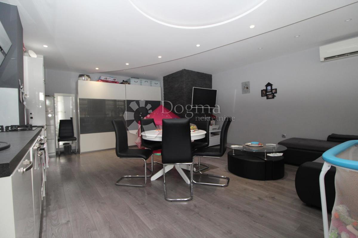 Allogio Škurinje, Rijeka, 52m2