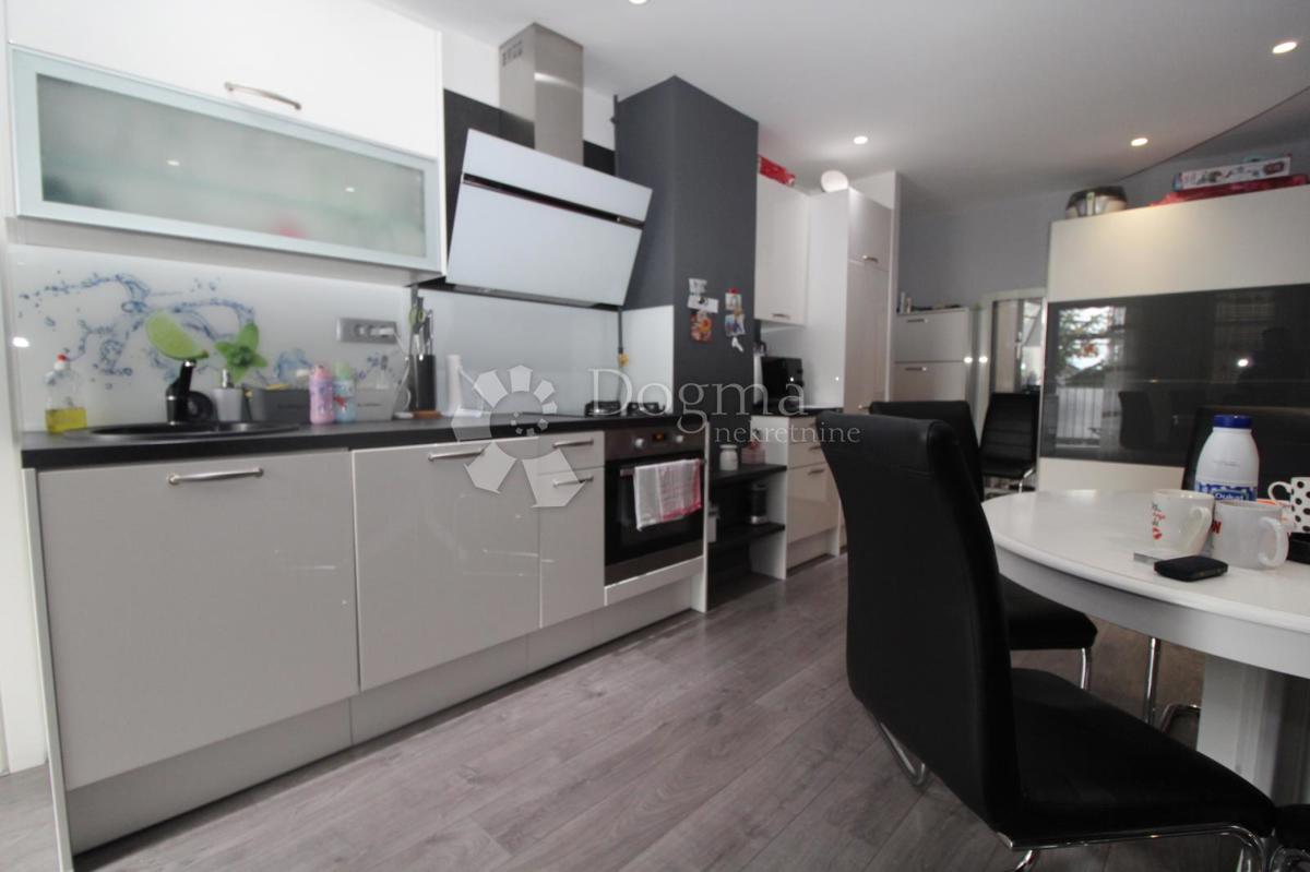 Allogio Škurinje, Rijeka, 52m2