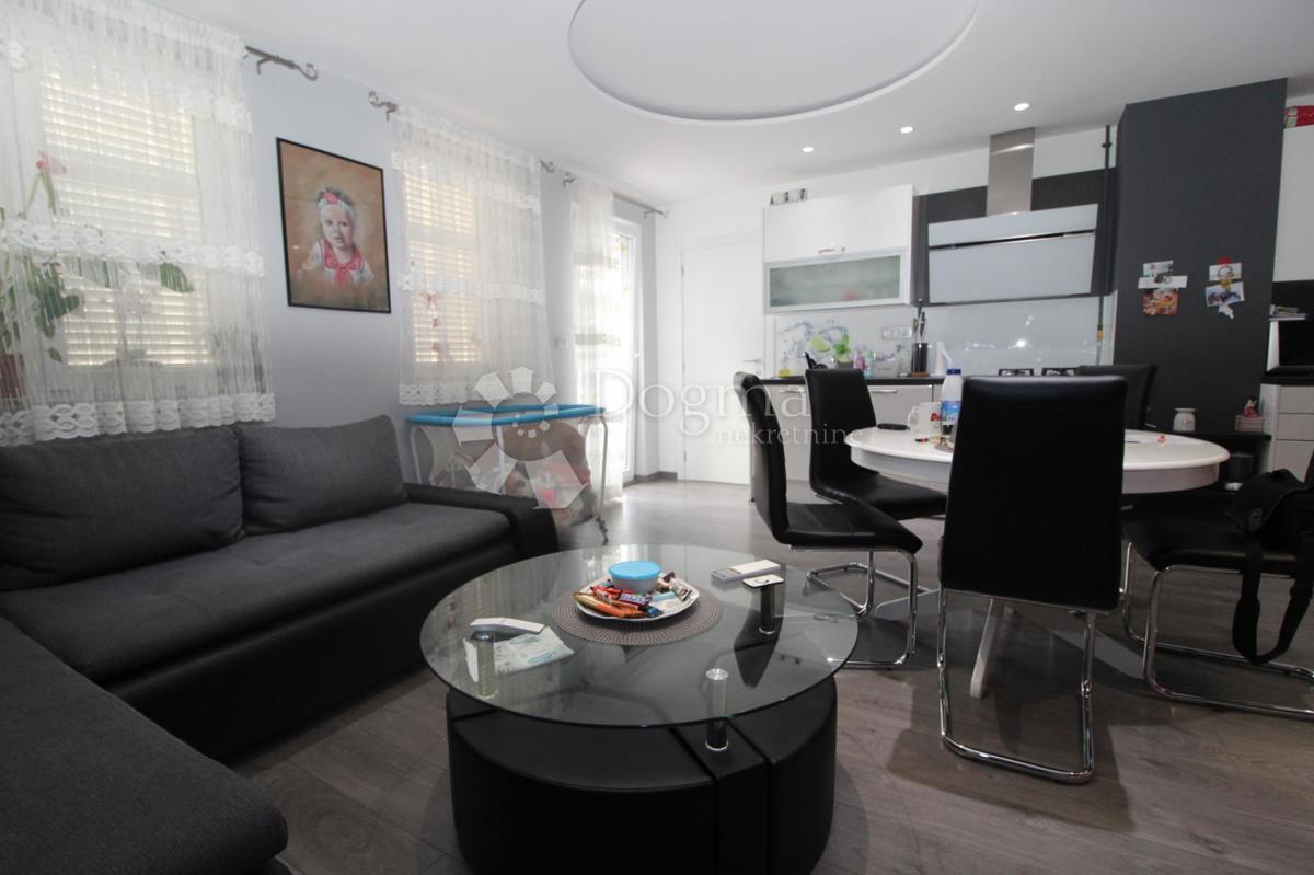 Allogio Škurinje, Rijeka, 52m2