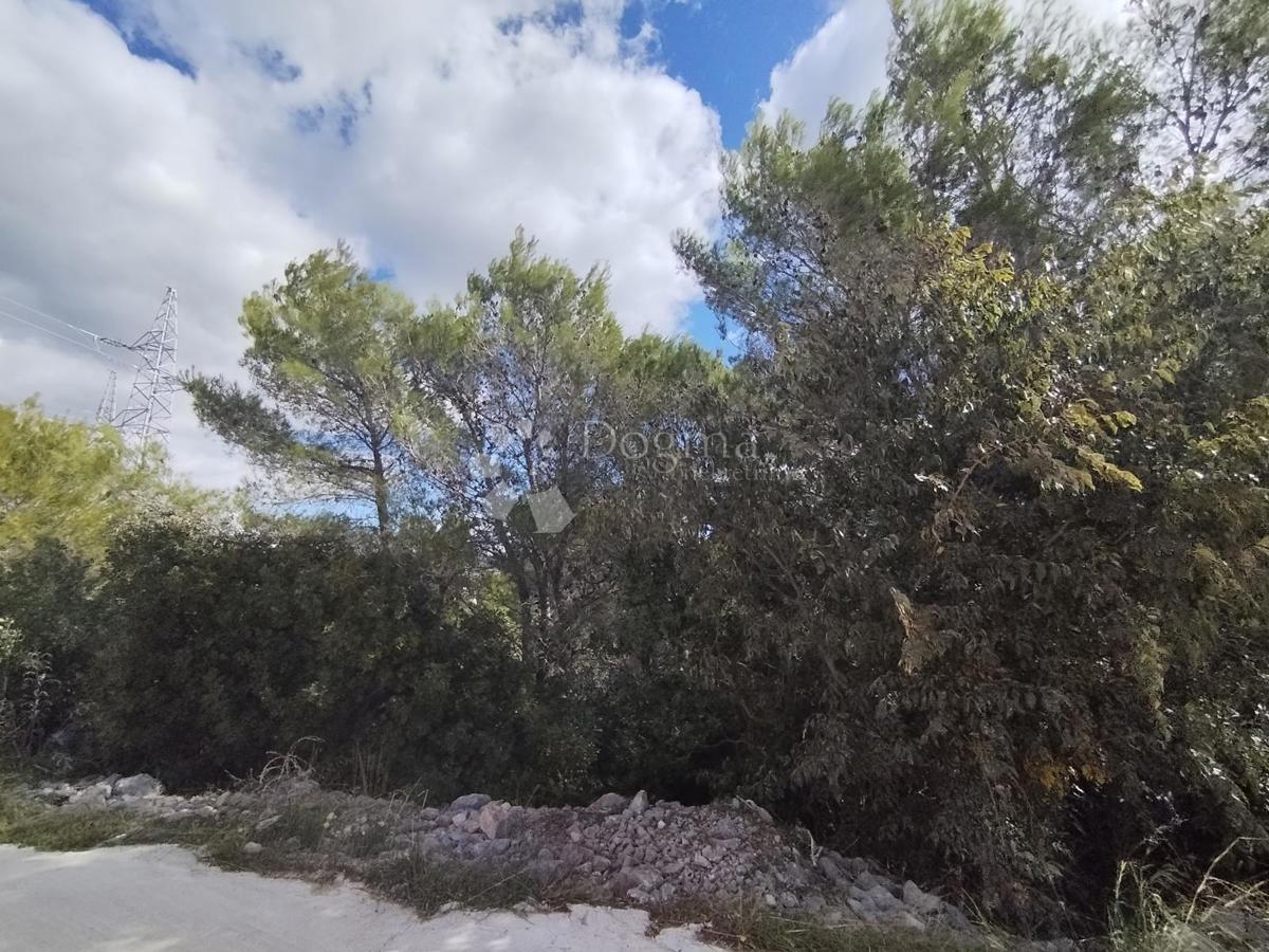 Terreno agricolo Bilice, Šibenik - Okolica, 3.976m2