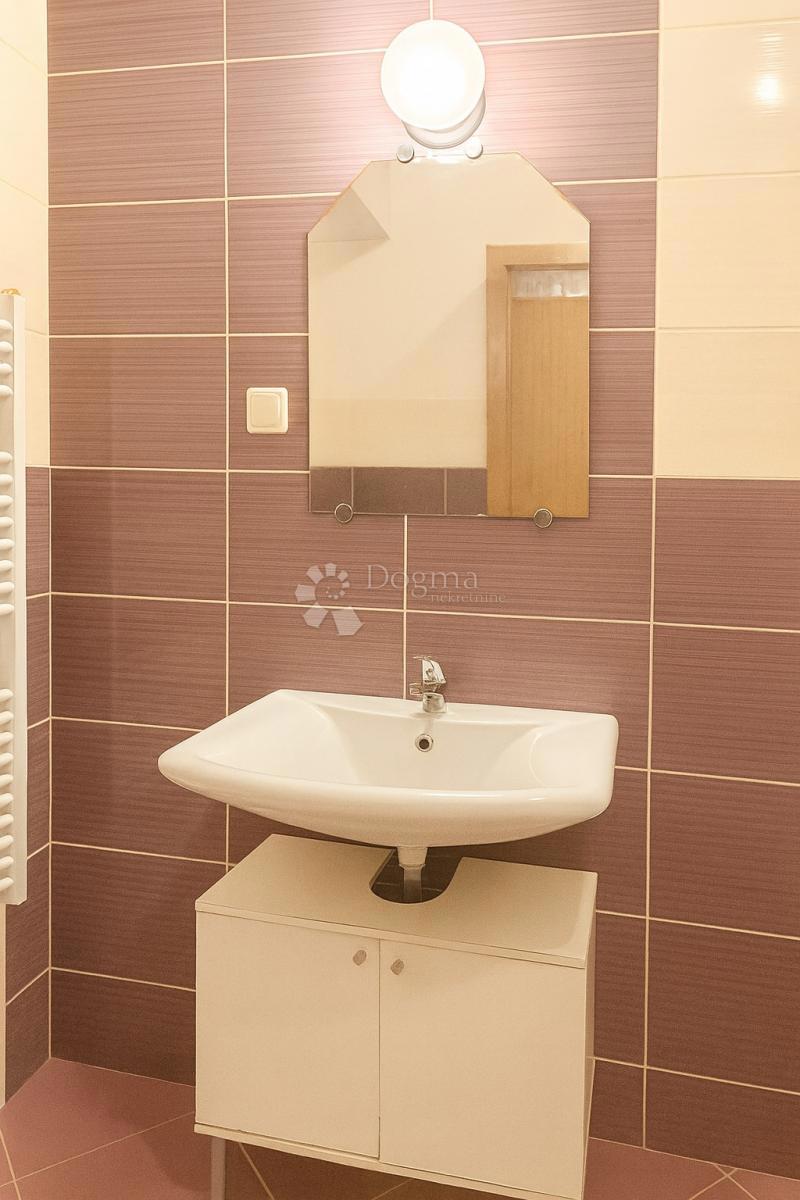 Allogio Rudeš, Trešnjevka - Sjever, 34m2