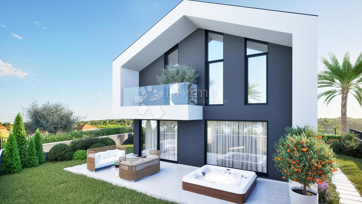 Terreno con permesso di costruire per una casa a 500 m dal mare