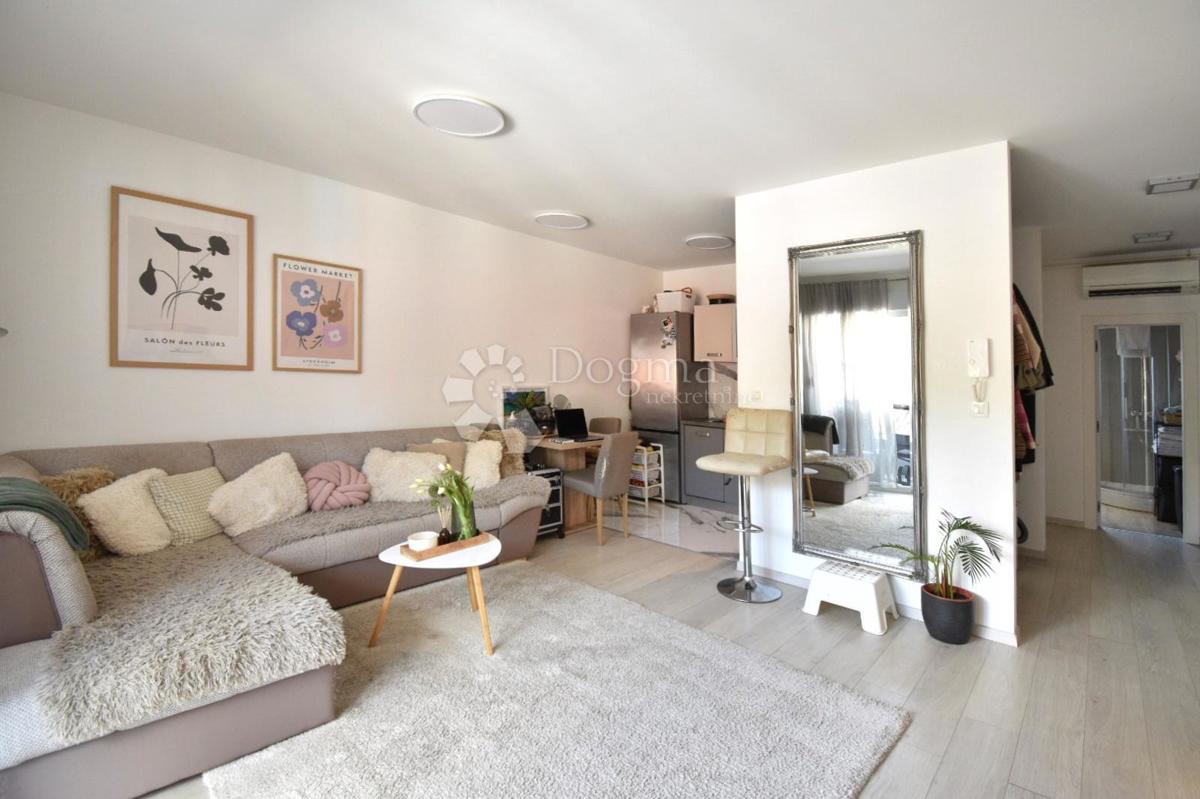 Allogio Centar, Pula, 42m2