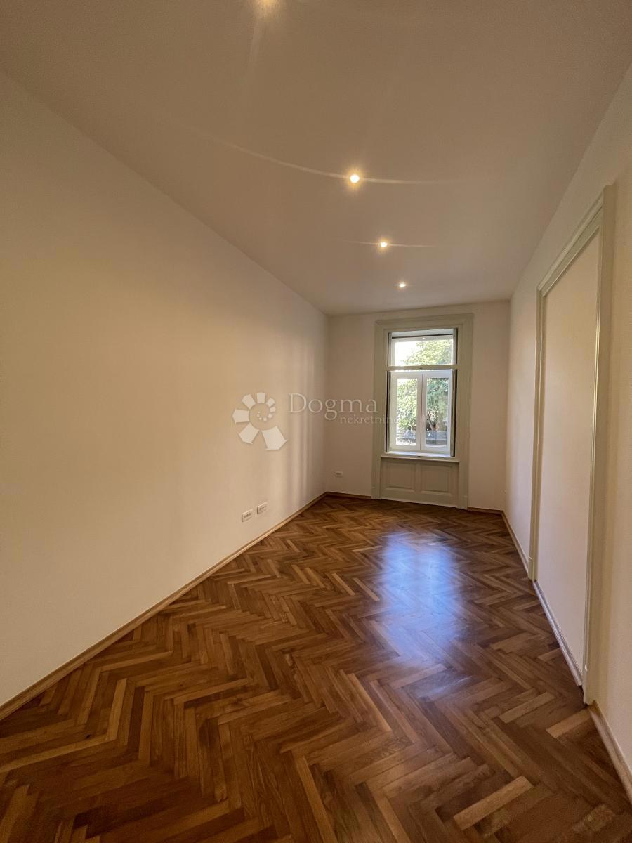 Allogio Centar, Rijeka, 81,31m2