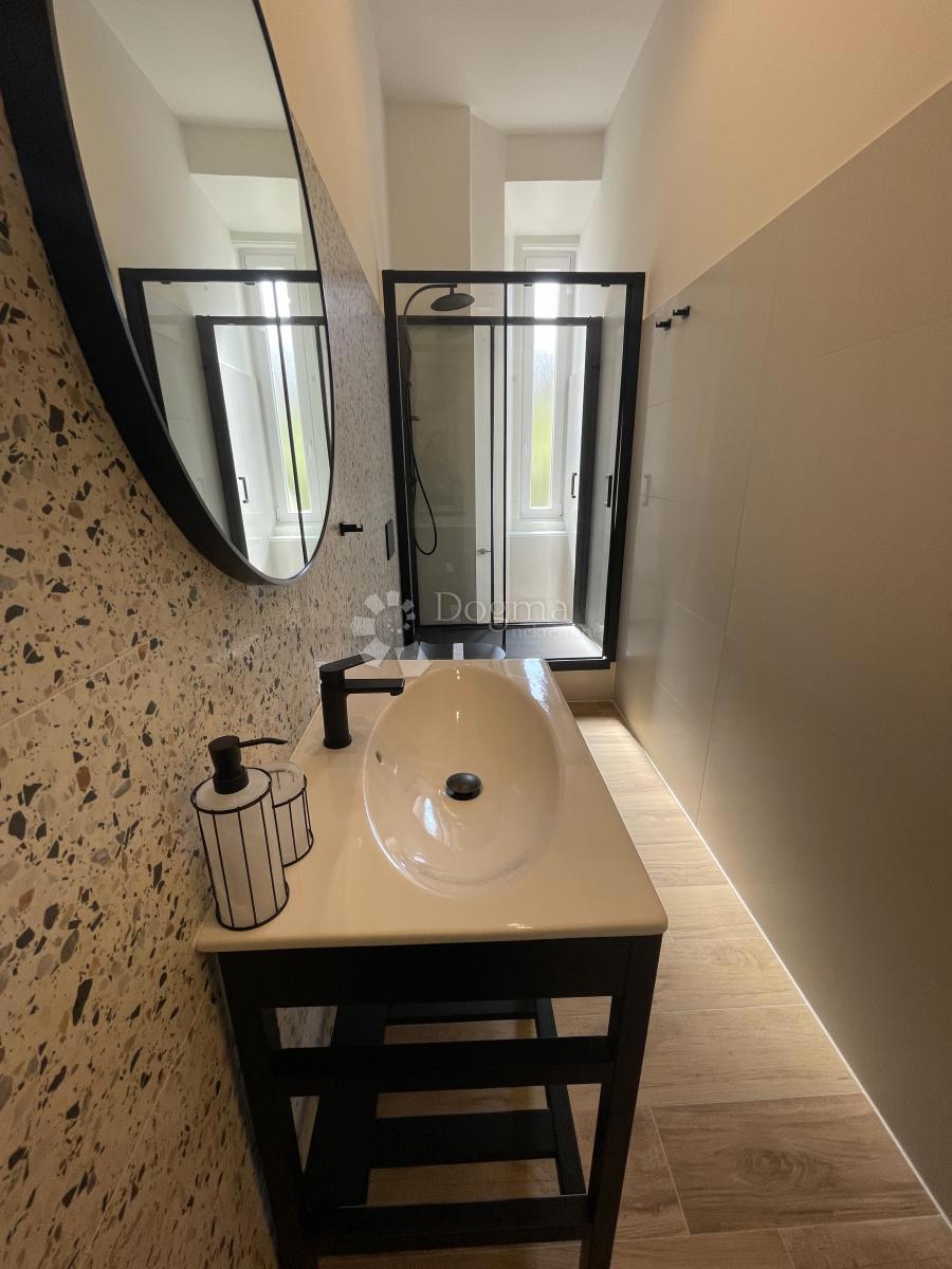 Allogio Centar, Rijeka, 81,31m2