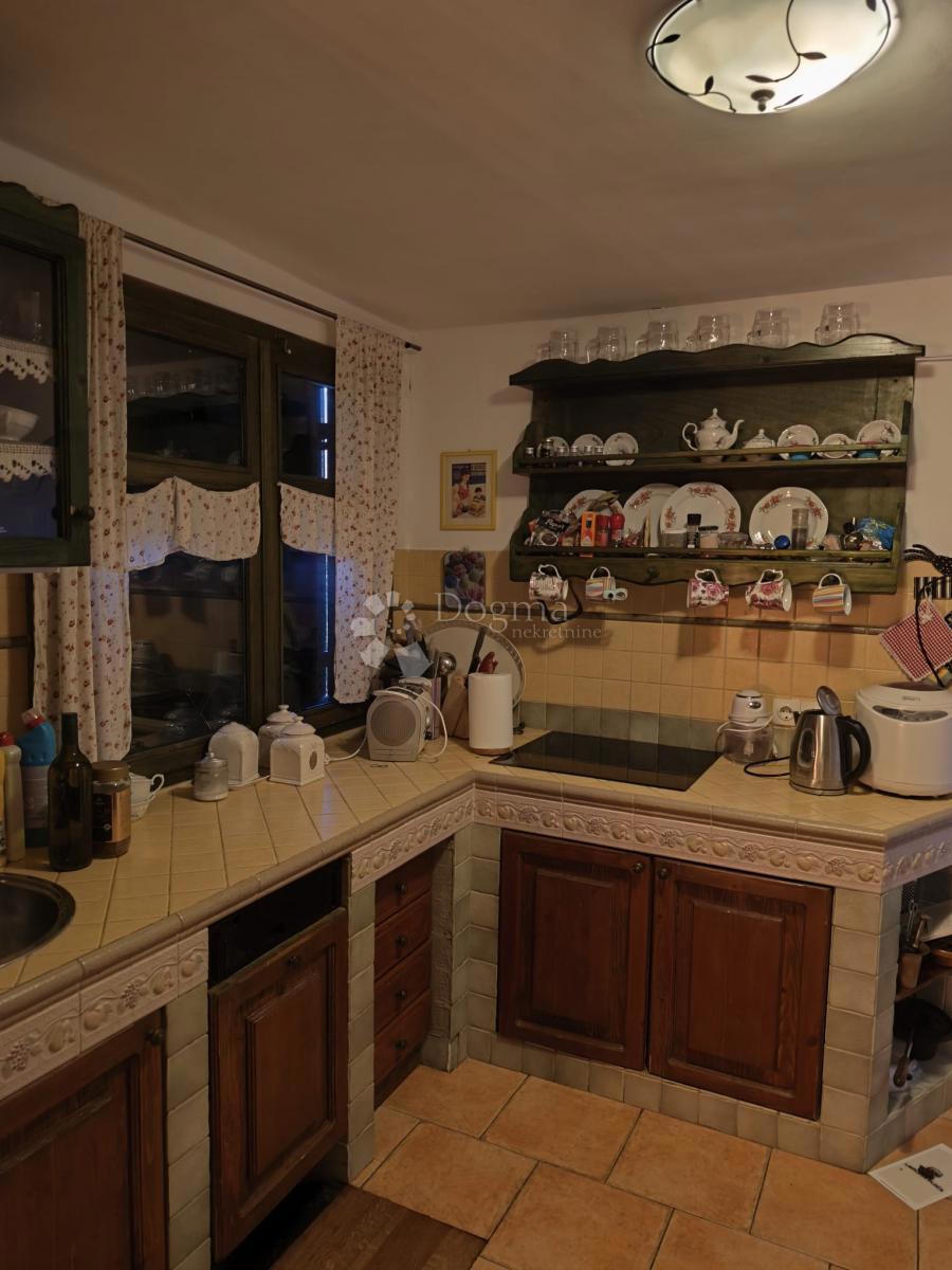 Casa Gornja Gračenica, Popovača, 150m2