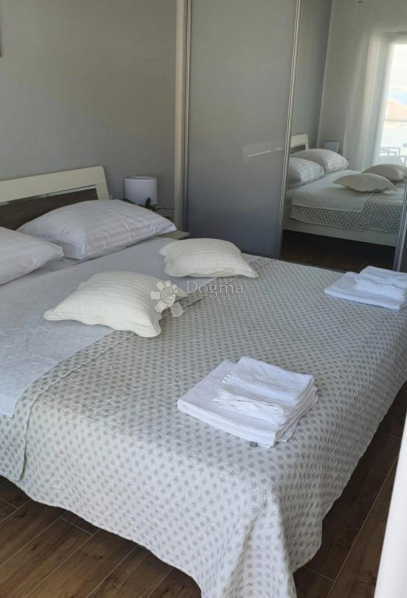 Casa Okrug Gornji, Okrug, 100m2