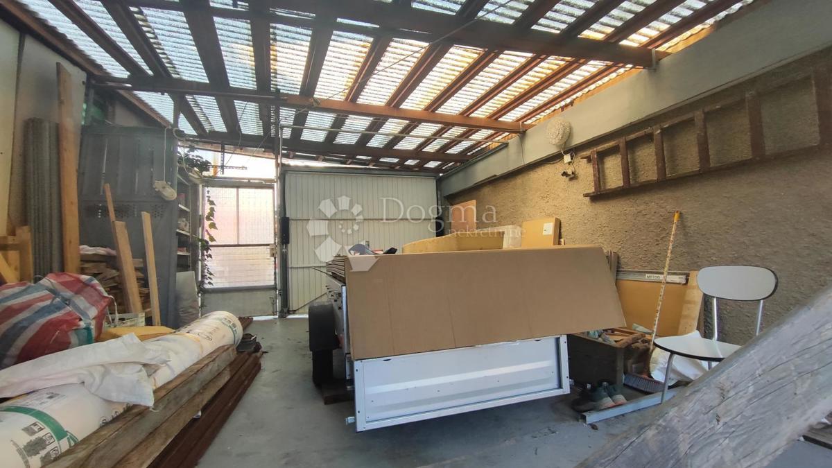 Casa Banderovo, Rijeka, 200m2