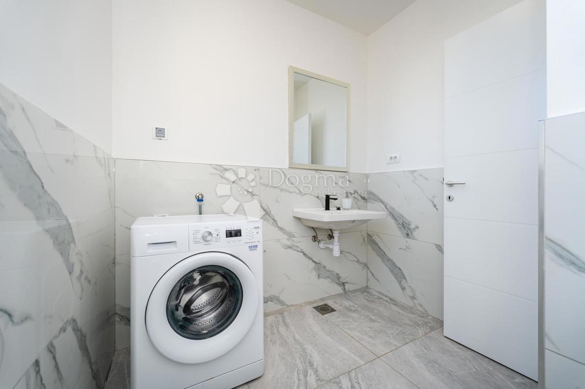 Casa Kaštel Stari, Kaštela, 295m2