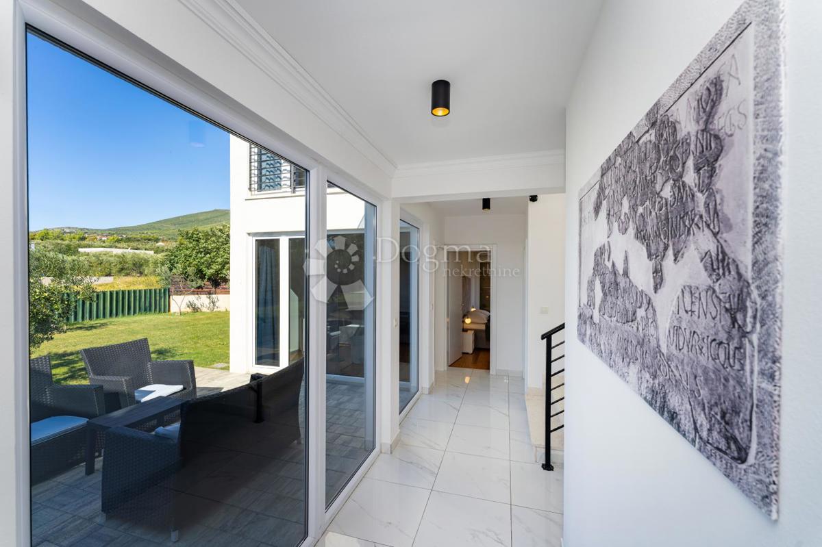 Casa Kaštel Stari, Kaštela, 295m2