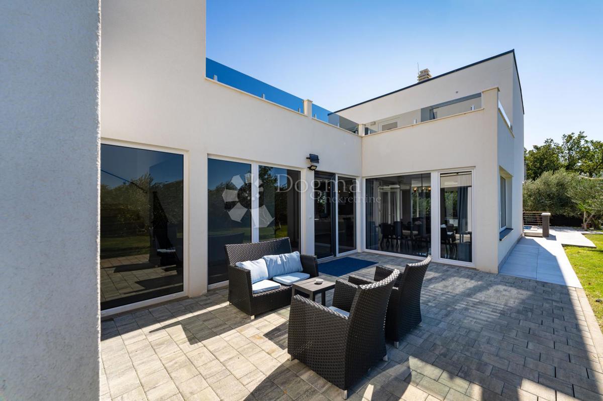 Casa Kaštel Stari, Kaštela, 295m2