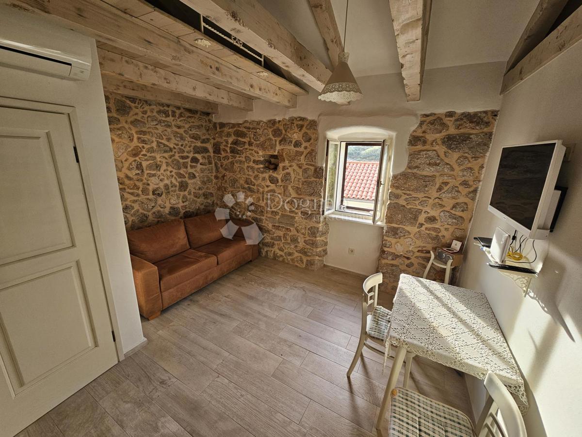 Casa Vrbnik, 105m2