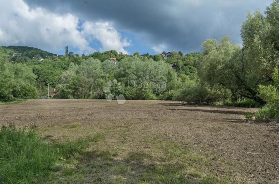Terreno edificabile Gračani, Podsljeme, 7.532m2