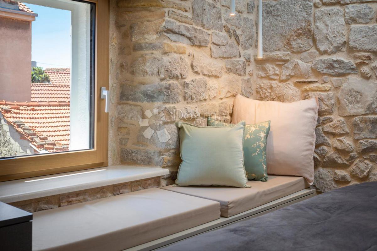 Allogio Grad, Split, 80m2