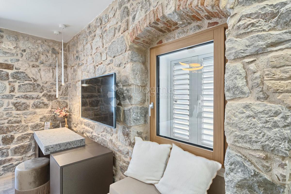 Allogio Grad, Split, 80m2