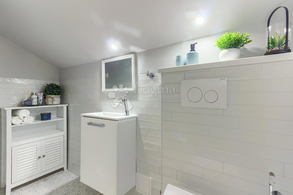 Allogio Grad, Split, 80m2