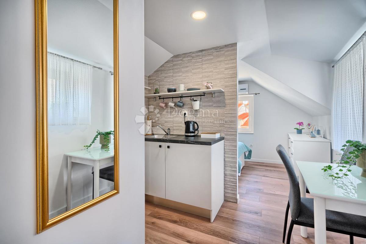 Allogio Grad, Split, 80m2